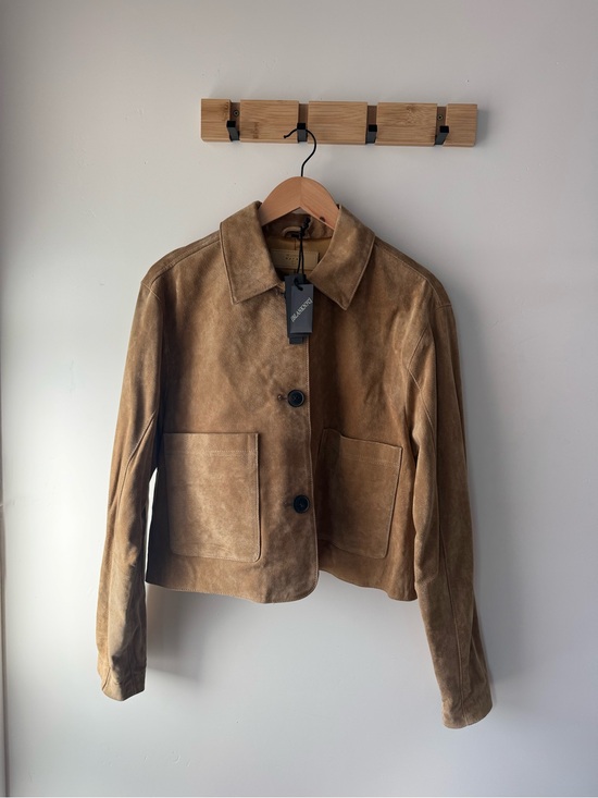 Blank NYC Jackets & Blazers - NWT Real Suede Leather BlankNYC Cropped Jacket in Light Brown - Women's Coat